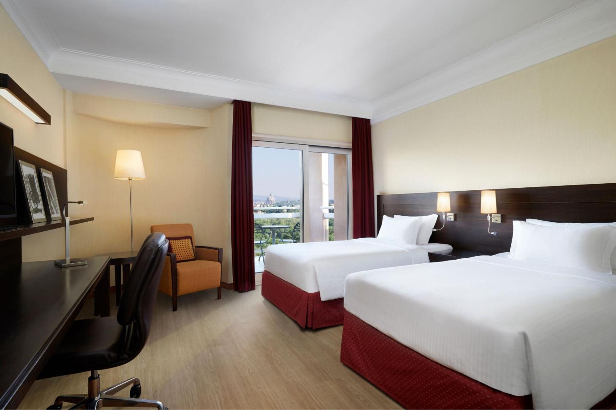 Courtyard By Marriott Park Rom